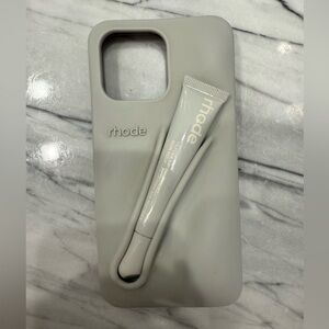 RHODE - LIP CASE
Iphone 15 Pro Max used for 2 weeks mint condition